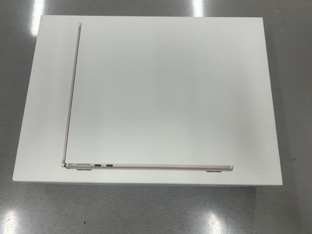 Apple 13in MacBook Air  M4 Chip 10 Core GPU 8 Core GPU 256GB SSD 16GB RAM  A3240 Starlight (MW0Y3X/A)