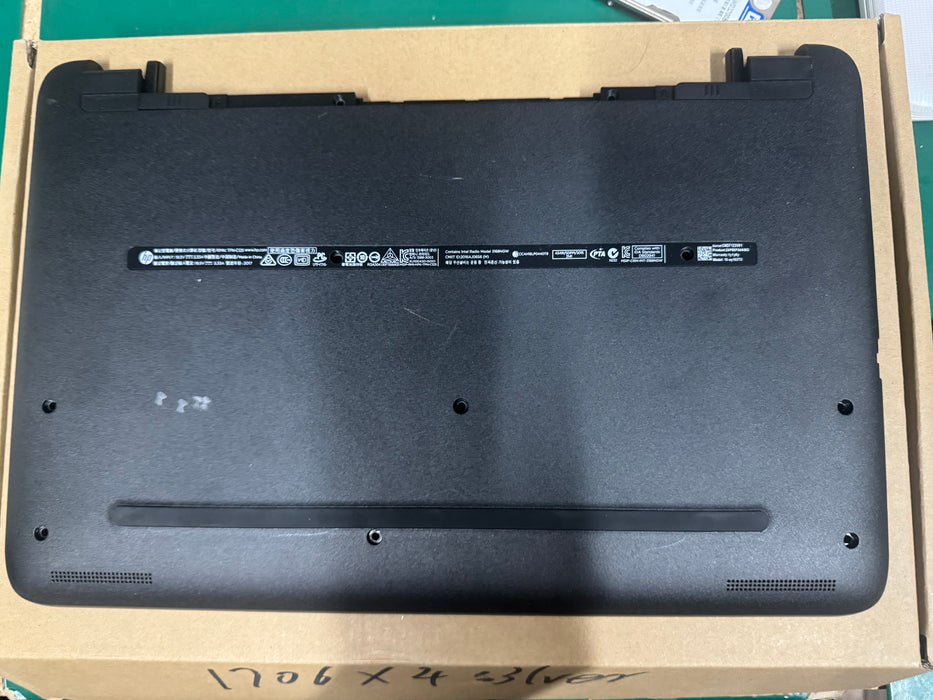 HP 15-ay152TX Laptop Bottom Base