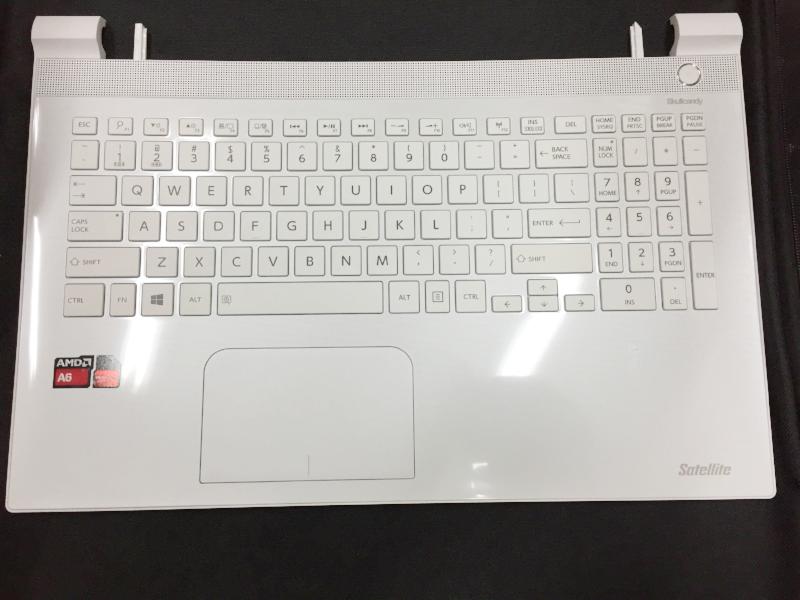 Used Toshiba A000387810 Top Case Keyboard Assembly with TouchPad White